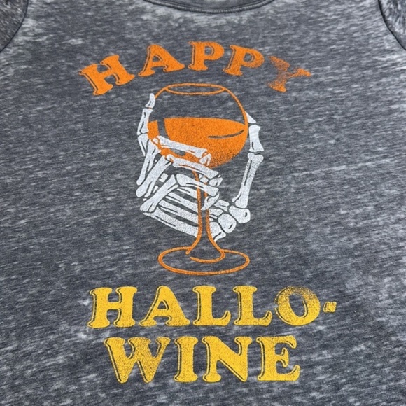 Women’s Doe Happy Hallowine T-shirt size medium - Picture 2 of 6